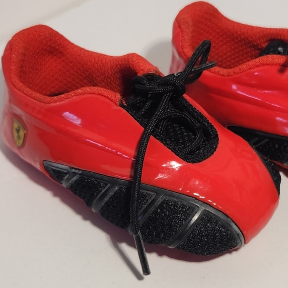 Rare Fila Ferrari Toddler Shoes Sz 2 - Picture 1 of 10